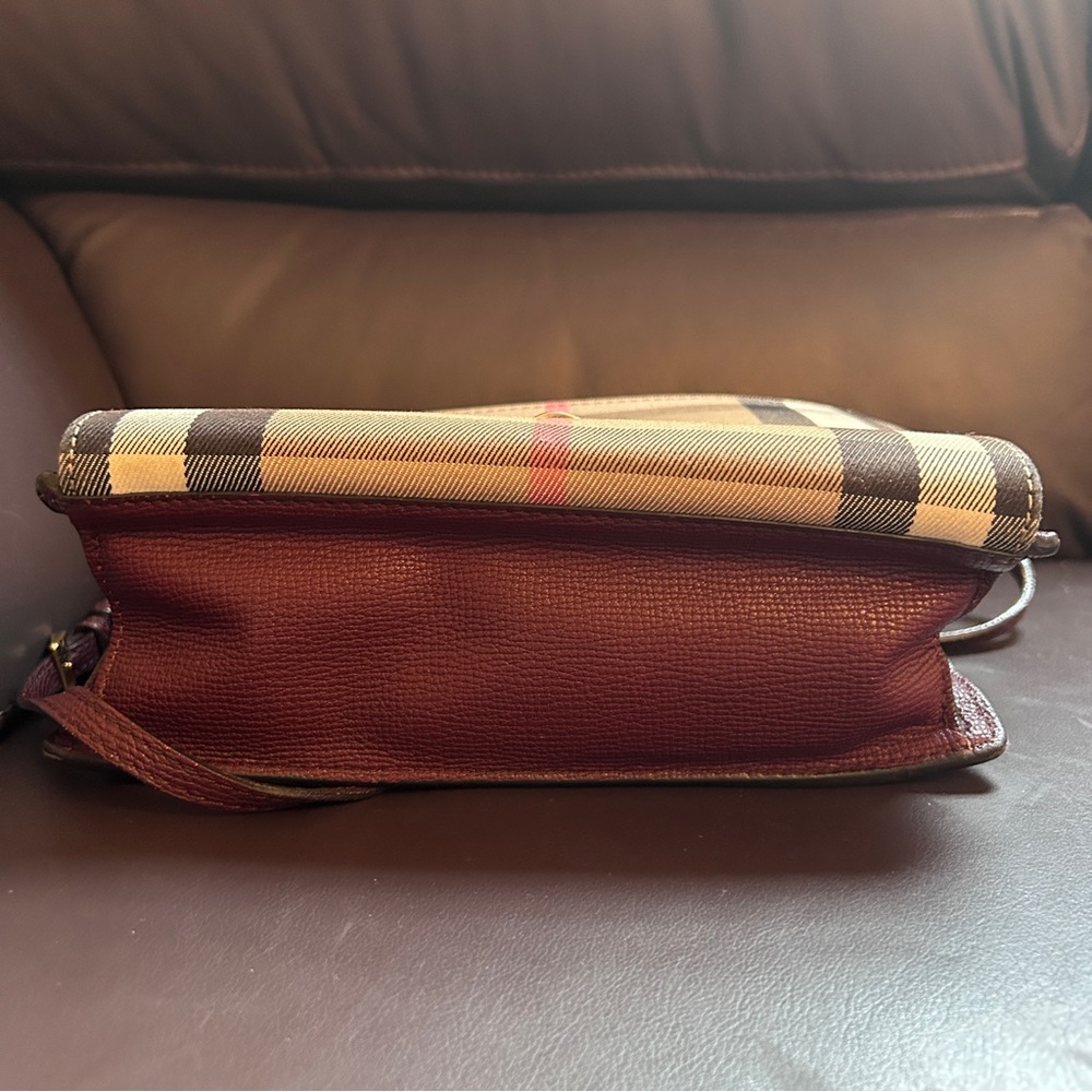 Burberry Macken Women Mahogany Red Crossbody Bag Leather Check Print Messenger - Picture 9 of 12